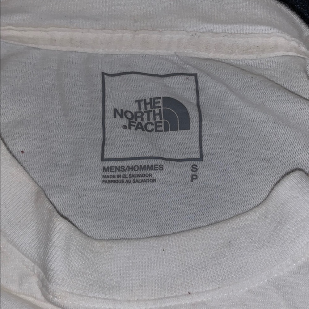 North face t-shirt - Picture 5 of 5